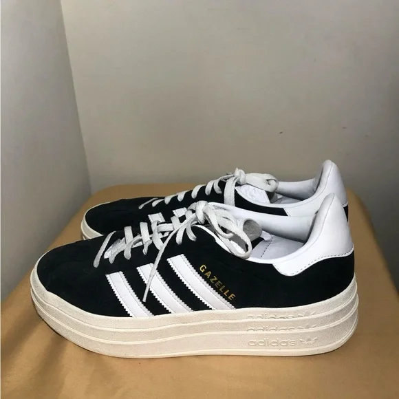 Adidas Gazelle Bold Extra Platform Sneakers - Picture 9 of 13